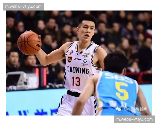 活塞第三节31-18防守反击 坎宁安持球突破分球体系